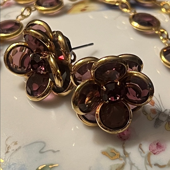 Vintage Goldtone /Purple Austrian Crystal Station Necklace with Earrings - Picture 5 of 10